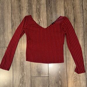 Y2K vintage top, thin with vibrant pattern